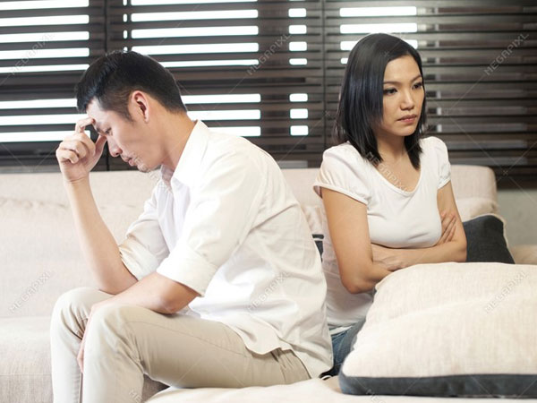 Khi tình yêu đã cạn, giữ chồng để làm gì?