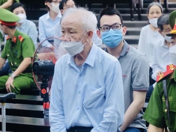 Vụ 'thâu tóm' đất vàng ở Bình Dương: Bi kịch của gia đình có 3 bị cáo