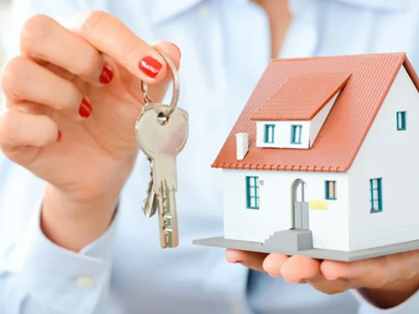 Tôi vừa rao bán nhà, chị giúp việc cũ đã đem 5 tỷ đến mua lại