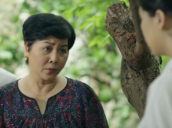 Đấu trí tập 31: Mẹ đại úy Phong nghi con trai thuê Quyên làm bạn gái