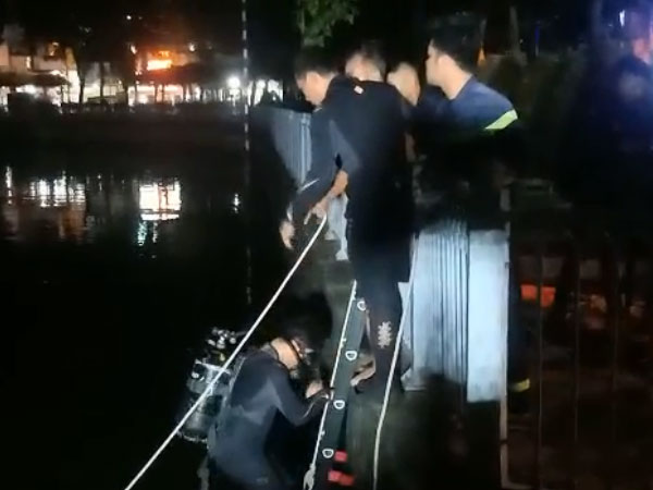Trốn công an, người đàn ông nhảy xuống kênh Nhiêu Lộc - Thị Nghè, tử vong