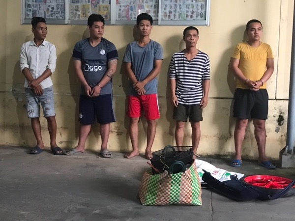 Băng nhóm gây ra gần 40 vụ trộm đêm, lấy được 30 xe máy sa lưới