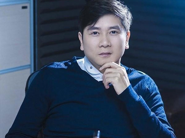 Hồ Hoài Anh bị cảnh cáo sau vụ đi Tây Ban Nha không xin phép