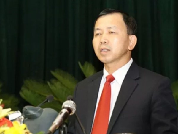 Nguyên Chánh án TAND tỉnh Hòa Bình ra quyết định trái pháp luật