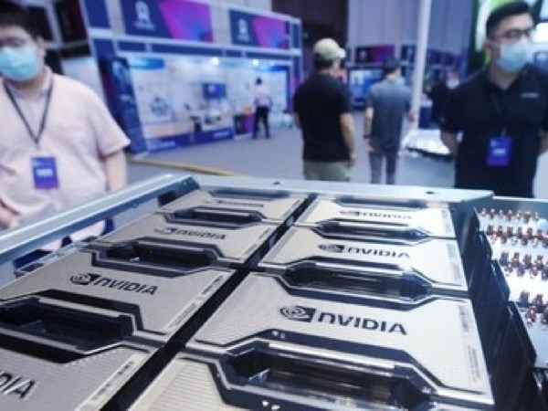 Mỹ yêu cầu Nvidia và AMD ngừng bán chip AI cho Trung Quốc