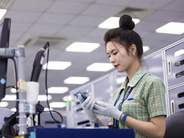 Việt Nam thành cứ điểm của những 'người khổng lồ' công nghệ