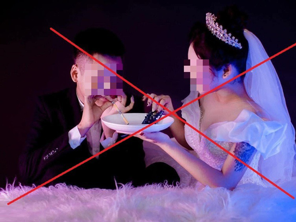 Phẫn nộ với ảnh cưới 'phong cách độc lạ' của một cặp đôi: 'Rồi sau này có mặt mũi khoe với con mình không?'