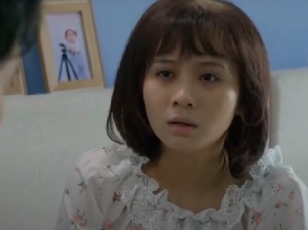 Chồng Cũ, Vợ Cũ, Người Yêu Cũ lộ 'sạn phim' to tướng khiến khán giả ngán ngẩm