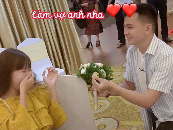 Cô gái cưới chàng shipper sau 2 năm nghiện mua sắm