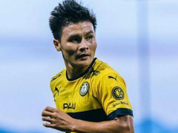 Báo Trung Quốc khuyên Quang Hải nên rời Pau FC, tìm thử thách mới ở Nhật Bản, Hàn Quốc