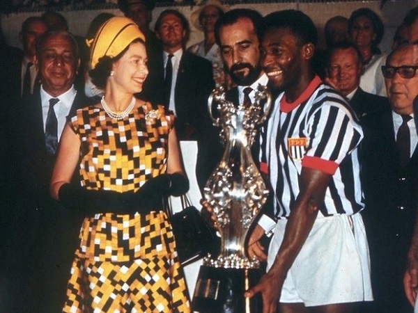 Pele, Mourinho và thế giới thể thao thương tiếc nữ hoàng Elizabeth