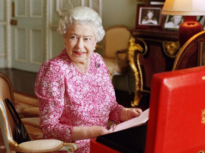 Lượng tìm kiếm về Nữ hoàng Anh Elizabeth II tăng vọt