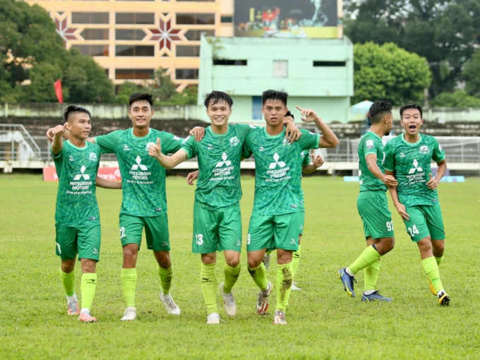 Cầu thủ Phù Đổng kêu cứu vì bị nợ lương 5 tháng