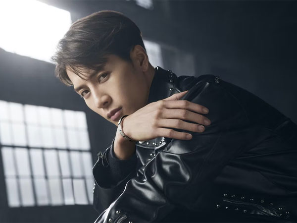 Jackson (GOT7) lộ tin nhắn với hotgirl qua lại Lý Dịch Phong?