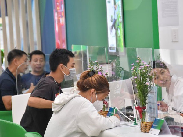 Sau room tín dụng, doanh nghiệp lo lãi suất tăng