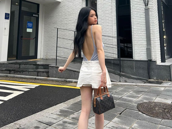 Nhan sắc ngày càng nóng bỏng của Linh Ka ở tuổi 20