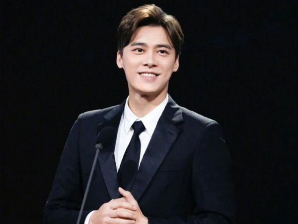 Lý Dịch Phong: Nam thần được o bế đặc biệt ở Cbiz, lụi tàn sau 1 đêm vì bê bối tình dục