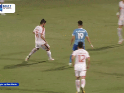 Hoàng Đức lập siêu phẩm đẳng cấp thế giới, gợi nhớ huyền thoại Dennis Bergkamp, rồi sân sớm vì chấn thương