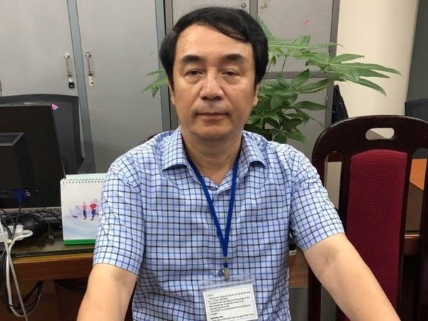 Ai ‘vẽ đường’ cho trùm buôn sách giáo khoa giả thay đổi lời khai?