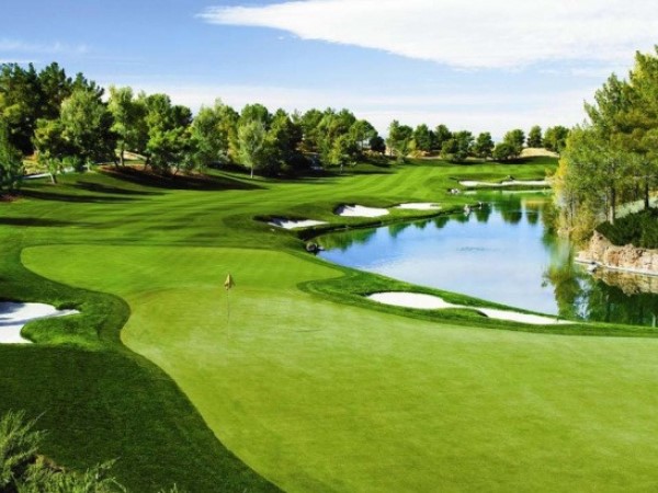 Kỳ lạ về hơn 1.400 sổ đỏ tại dự án sân golf nghìn tỷ FLC