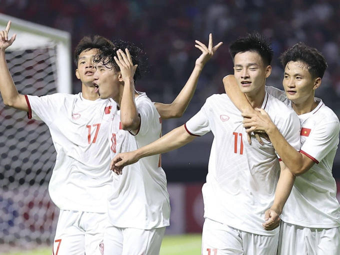 Lấy vé VCK, U20 Việt Nam vẫn bị chê tơi tả