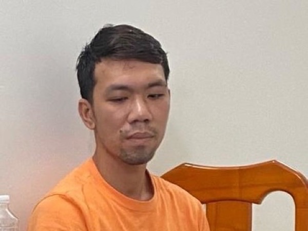 Vụ chở thi thể người tình đến trụ sở công an: Bất ngờ lời khai của nghi can