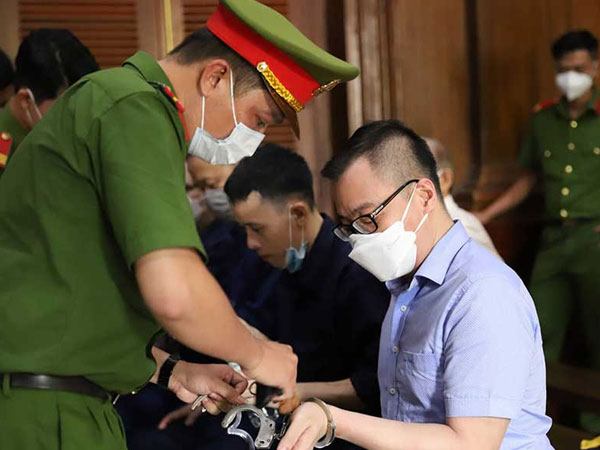 Ông Tề Trí Dũng lãnh thêm 12 năm tù, buộc phải bồi thường hơn 40 tỷ đồng