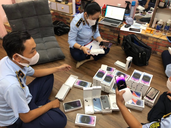 Phát hiện lô iPhone 14 đầu tiên nghi nhập lậu