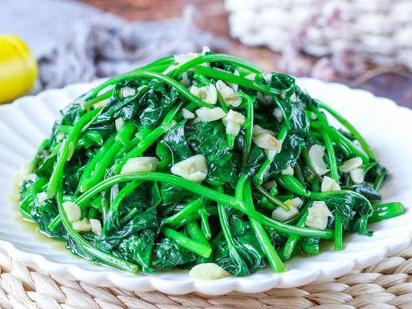 Một loại rau được mệnh danh 'nữ hoàng chống ung thư', giá rẻ bèo lại ít bị phun thuốc sâu, bán đầy chợ Việt