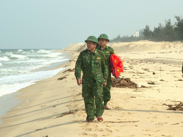 Tìm thấy thi thể thuyền viên rơi xuống biển khi đưa tàu tránh bão số 4