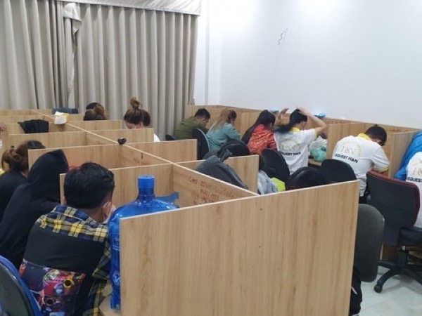 Cận cảnh đại bản doanh của 'tập đoàn' chuyên giả danh ngân hàng để lừa đảo
