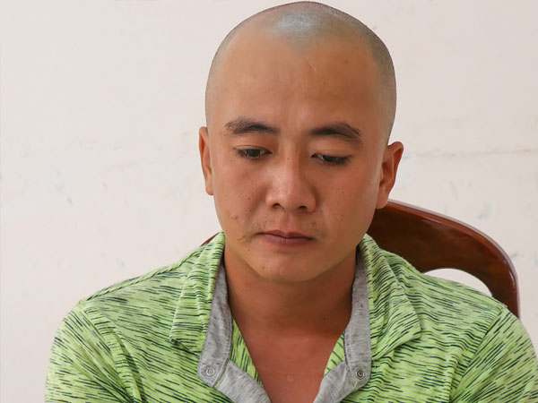 Vào tận nhà dân kề dao đe dọa để cướp