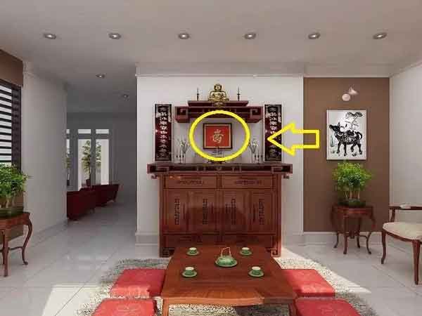 4 đồ vật cứ tiện tay đặt dưới chân bàn thờ, bảo sao thiếu tiền quanh năm