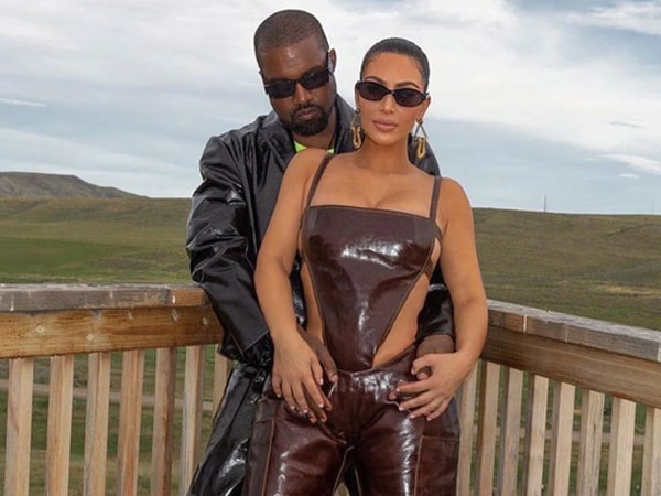 Hậu ly hôn Kim Kardashian, rapper tỷ phú Kanye West gây sốc khi thay avatar bằng ảnh mẹ vợ cũ