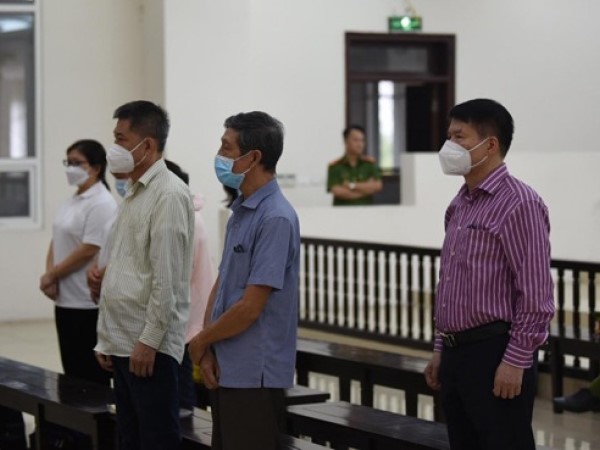 Cựu Thứ trưởng Trương Quốc Cường được giảm án