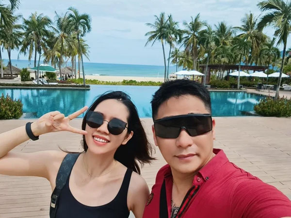 Minh Tiệp tiết lộ tính cách của vợ trẻ sau hơn thập kỉ chung sống, khẳng định: Vợ mình luôn là đẹp nhất
