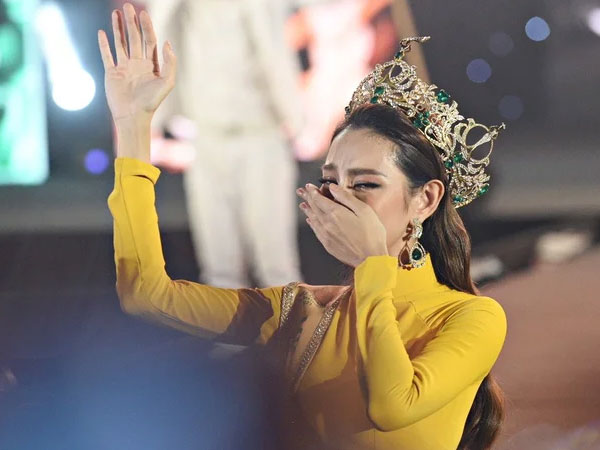 Bất ngờ với số tiền Hoa hậu Thùy Tiên quyên góp từ thiện miền Trung hậu ồn ào