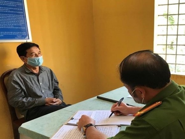 Đồng Nai đưa ra xét xử 74 bị cáo trong đường dây buôn lậu 200 triệu lít xăng