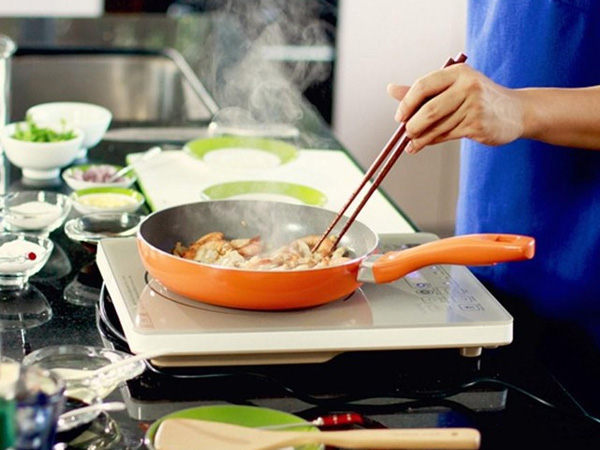 Những sai lầm khi nấu ăn khiến cả nhà 'rước đủ thứ bệnh', thậm chí gây ung thư mà đa phần người Việt đều mắc phải