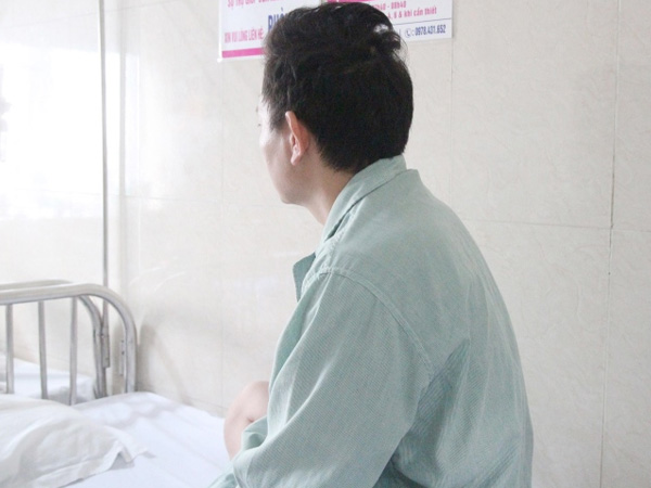 Người đàn ông Hà Nội đau đầu dữ dội, chảy máu ồ ạt, BS cảnh báo không lơ là, chủ quan với bệnh sốt xuất huyết