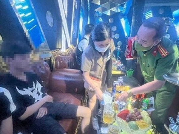 Bắt tạm giam chủ quán Bar LV Club cùng nhiều nhân viên