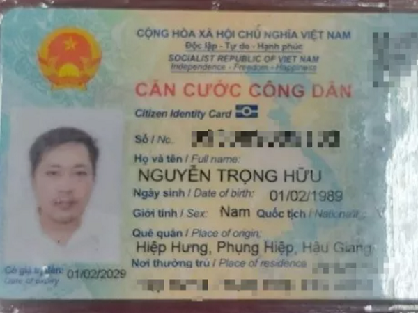 Mẹ xót xa quay lại cảnh cha dượng cưỡng bức con mình để tố cáo