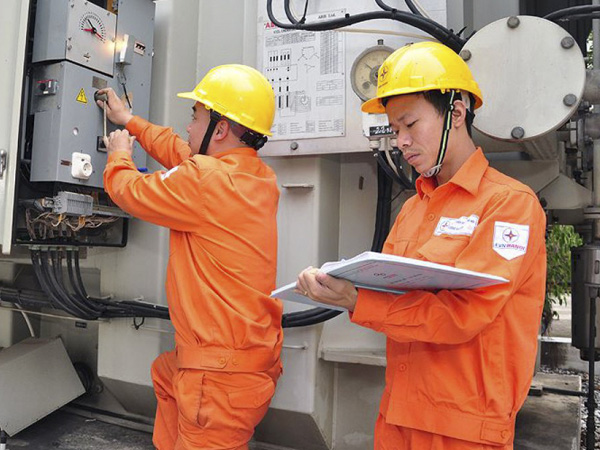 Đề xuất biểu giá điện sinh hoạt mới: Giá thấp nhất 1.678 đồng, cao nhất 3.356 đồng/kWh