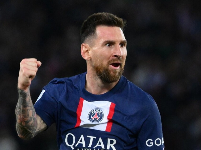 Lionel Messi gây sốc trở lại Barcelona năm 2023