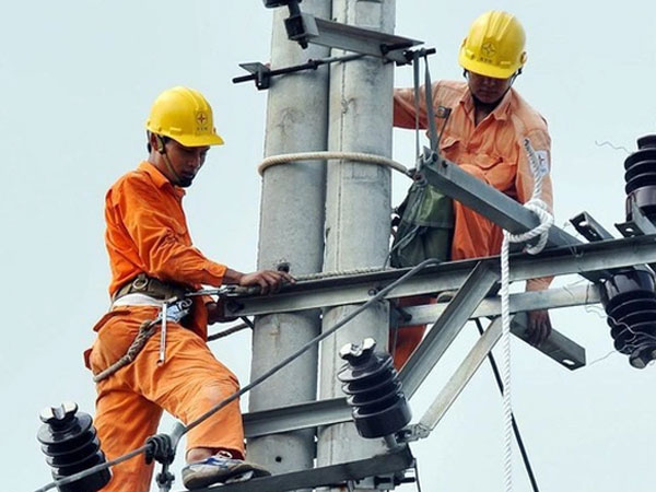 Bộ Công Thương: Nếu chi phí đầu vào hạ, EVN phải chủ động giảm giá điện
