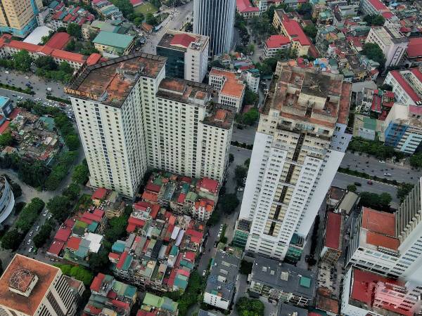 Cận cảnh những chung cư ở Hà Nội vi phạm phòng cháy, vừa bị đình chỉ hoạt động