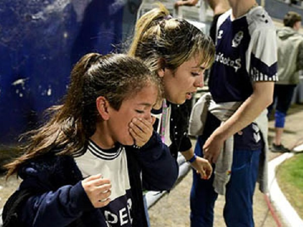 Bạo loạn ở Argentina khiến trận Gimnasia vs Boca hoãn, 1 CĐV thiệt mạng