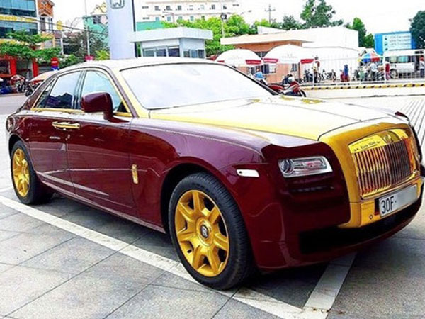 Sắp bán đấu giá siêu xe Roll-Royce mạ vàng của ông Trịnh Văn Quyết
