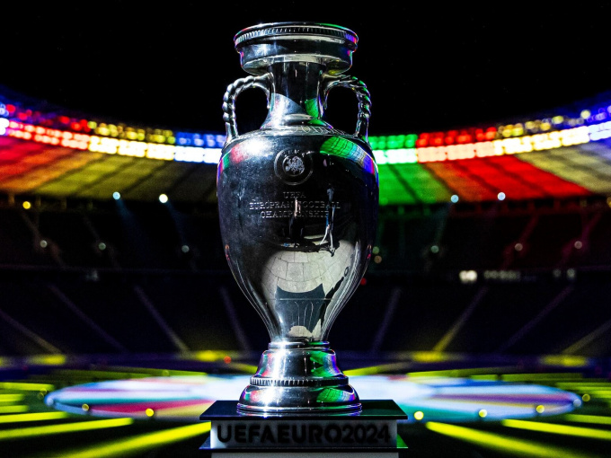 Pháp chung bảng Hà Lan, Anh gặp lại Italia tại vòng loại EURO 2024