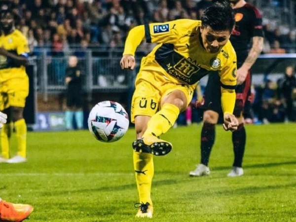 Quang Hải và hành trình trở thành cầu thủ Việt đầu tiên ghi bàn tại Ligue 2